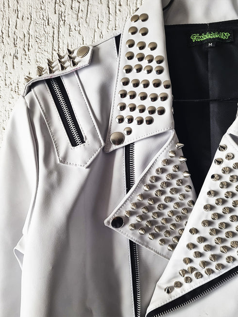 Chamarra Punk Blanca con Estoperoles