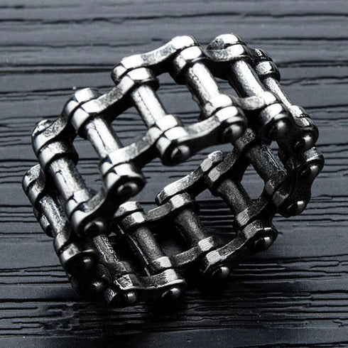 Chain Links Ring