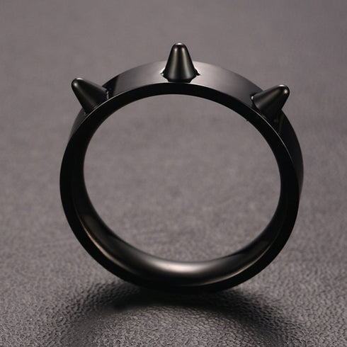 Spikes Crown Ring Black